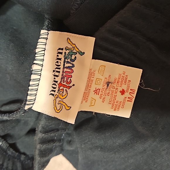 🌷Northern Getaway pants - Picture 2 of 3